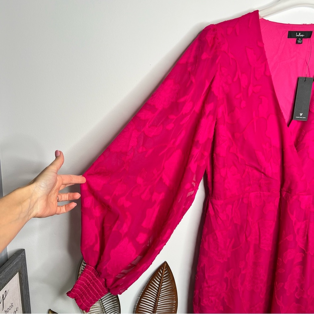 C30 NWT Lulus Appealing Passion Berry Pink Burnout Floral Jacquard Midi Dress - Picture 6 of 10